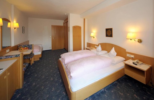 Sciaves Hotel | hotel Waldheim