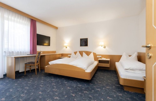 Sciaves Hotel | hotel Waldheim