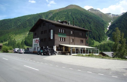 Ritzingen Hotel | Hotel Weisshorn