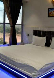 Ahmedabad Hotel | HOTEL White Palace