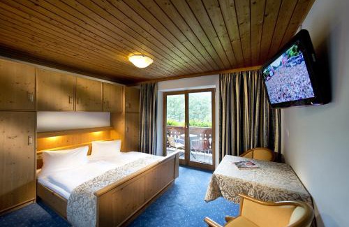 Aurach bei Kitzbuehel Hotel | Hotel Wiesenegg