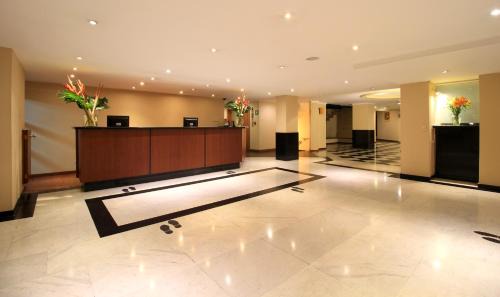 Chico Reservado Hotel | Hotel Windsor House Inn By GEH Suites