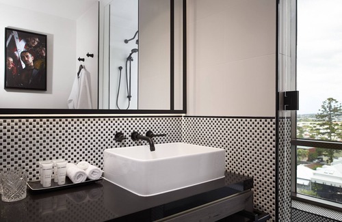 Fortitude Valley Hotel | Hotel X Brisbane Fortitude Vly, Vignette Collection by IHG