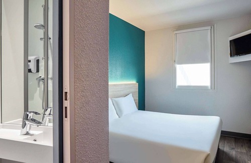 Route de Sainte-Luce Hotel | hotelF1 Nantes EST La Beaujoire