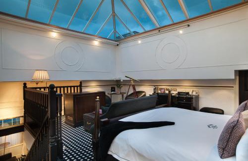 Westminster Hotel | Hotels In London With Laundry, Sports/Activities, Fireplace/Heating