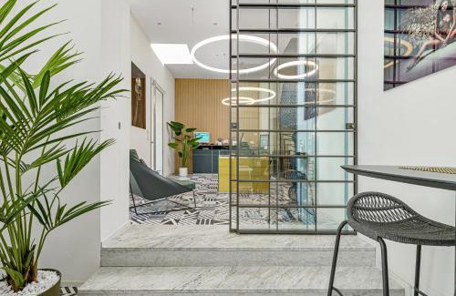 Olbia City Centre Hotel | HOTIDAY Room Collection - Olbia Wallure