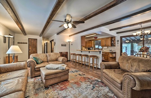 Houghton Lake Cottage | Houghton Lake Cottage Escape w/Patio!