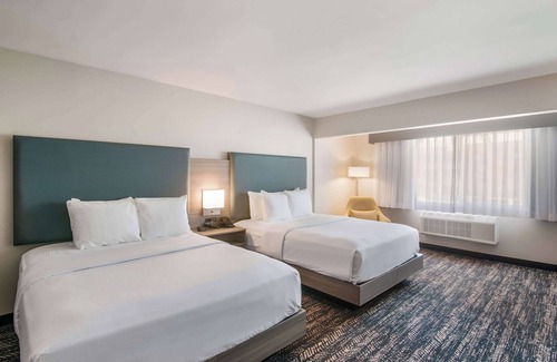 Bakersfield Hotel | Hourglass Hotel, an Ascend Collection Hotel