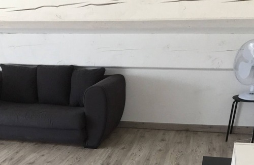 Bandol Hotel | house 10 people 5 minutes walk from the beaches and shops