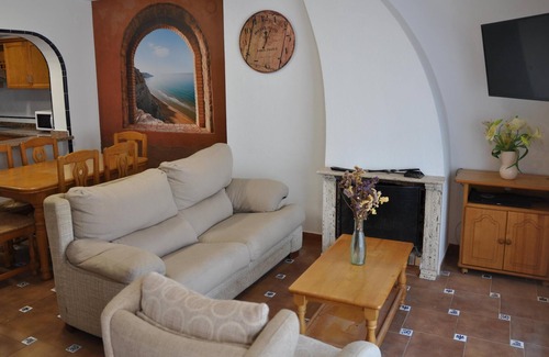 Los Arenales del Sol House | House, 2 floors with 3 bedrooms balcony terrace living room kitchen 2 bathrooms and solarium