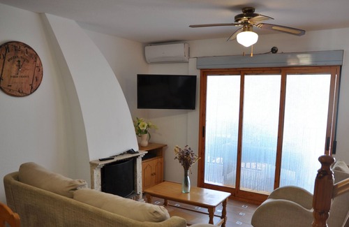 Los Arenales del Sol House | House, 2 floors with 3 bedrooms balcony terrace living room kitchen 2 bathrooms and solarium