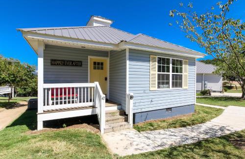 Leesburg House | House # 47 Happily Ever After (No Pets)