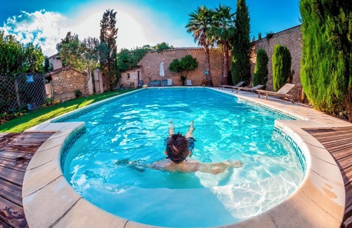 Serignan House | House 5 people in property, swimming pool, parking, sea 3 km