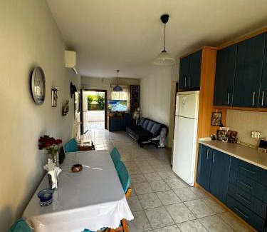 Kallithea Apartment | House 77