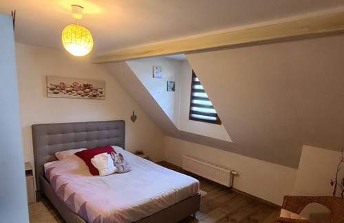 Saint-Maurice House | House-Apartment-Ensuite with Bath-Mountain view