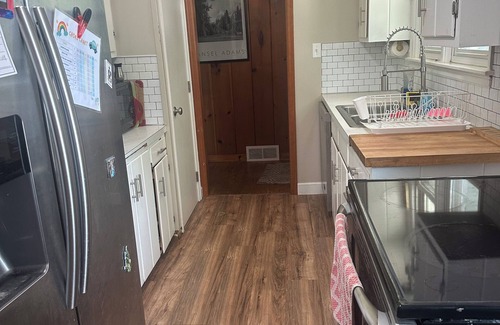 Omro House | House Available for EAA. Perfect for those with children or dogs.