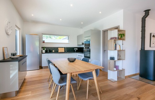 Cessenaz Ski Chalet | House BOOA - OG IMMO