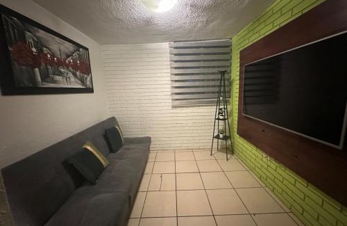 Juarez Municipality House | House by American Consulate