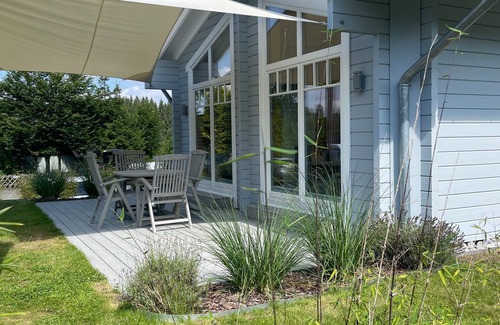 Clausthal-Zellerfeld Cabin | House by the lake