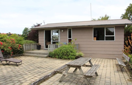 Dunedin House | House by the park with free high-speed wifi