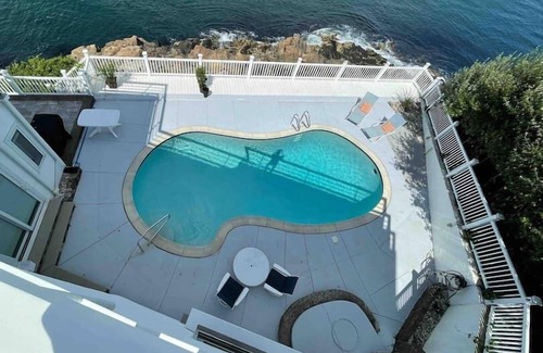 Little Nahant House | House by the Sea - Glocca Morra