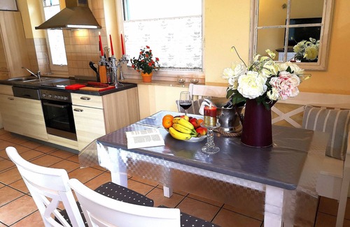 Glowe House | House by the sea with sauna Wlan washing machine only 80 m to the beach (fenced)