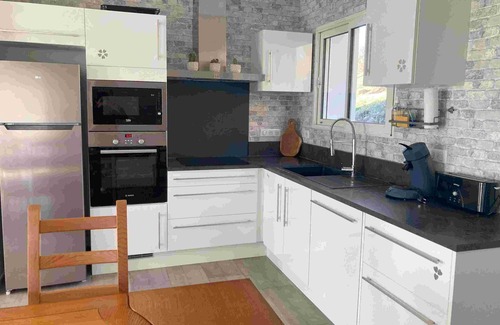 Beynat House | House casa Maya bungalow near honey lake free wifi above ground pool