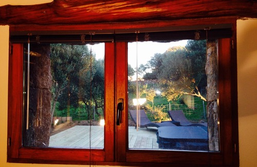 Monacia-d'Aullene House | HOUSE CASEDDU typical stone, F2, 55m2, 2 /4pers, JACUZZI spa, WIFI, PARKING