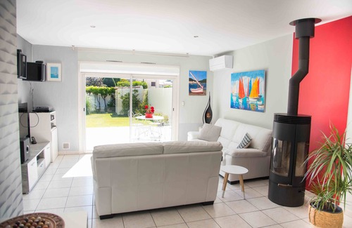 Mauguio House | HOUSE, CONTEMPORARY COMFORT AND TRANQUILITY 15 MINUTES FROM THE BEACH