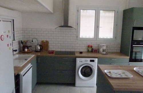 Sanguinet House | House-Family-Garden view-Ensuite
