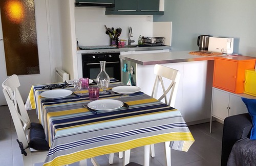 Le Pouliguen House | House for 4 just a stone's throw from the beach and Le Pouliguen sailing school