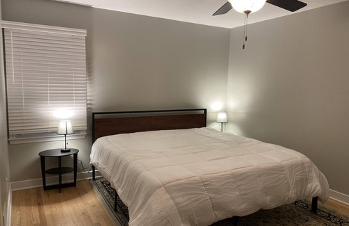 Charlottesville House | House for group of 8 or 9