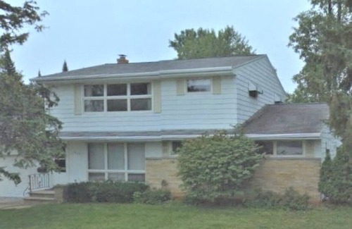 Green Bay House | House for rent near Lambeau - Lambeau Lofts UPPR