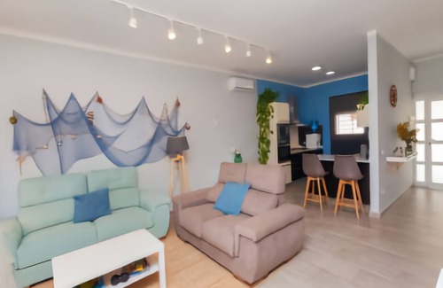 Vallpineda House | HOUSE FRONT THE SEA IN CUNIT