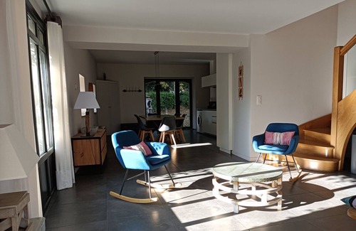 Saint-Pierre-d'Irube House | House in Bayonne with swimming pool in wooded park