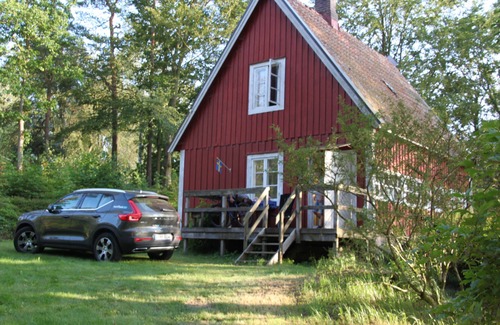 Perstorp Municipality House | House in Bälinge with lake plot