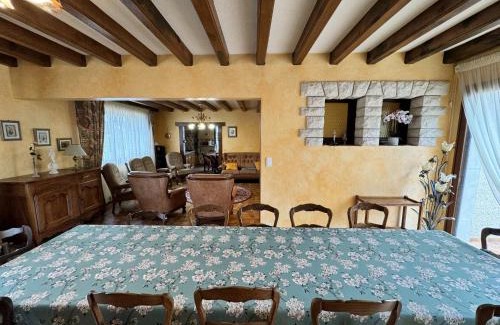 Change House | House in Changé near Le Mans Circuit