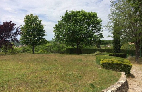 Forcalquier House | House in Forcalquier, Luberon, large plot, swimming pool and panoramic views