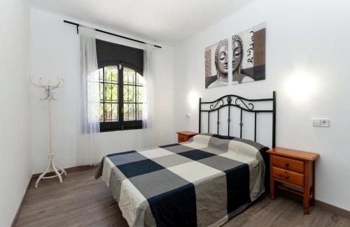 El Mas Bosca House | House in Roses near Aqua Brava Water Park