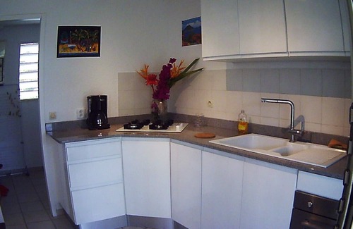 Sainte-Rose House | house in secure residence with garden and swimming pool