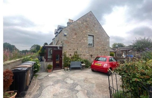 Dyce House | House in Stoneywood,dyce