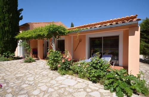 Malaucene House | House in the countryside with large private pool