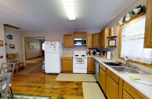 Franklin House | House In Town