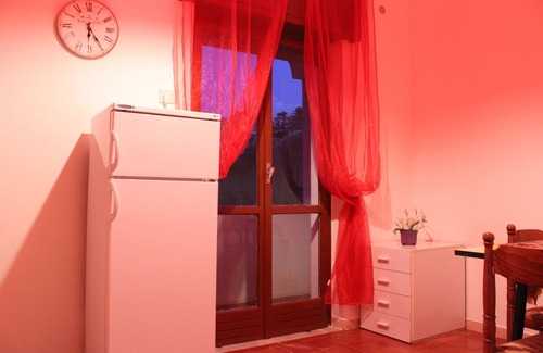 Tropea Apartment | House in Tropea a stone's throw from the sea! 4 + 1 pers. For couples or families.
