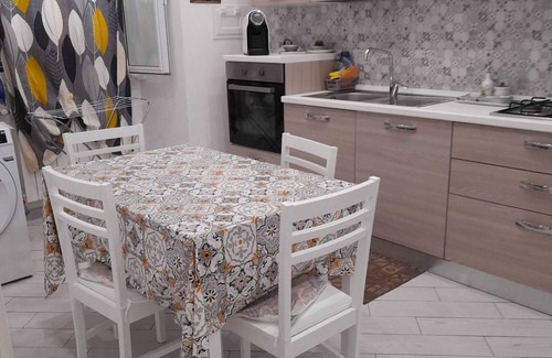 Savona House | House