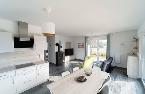 Barssel House | House LIBELLE on Harkebrügger See with sauna and fireplace - new building