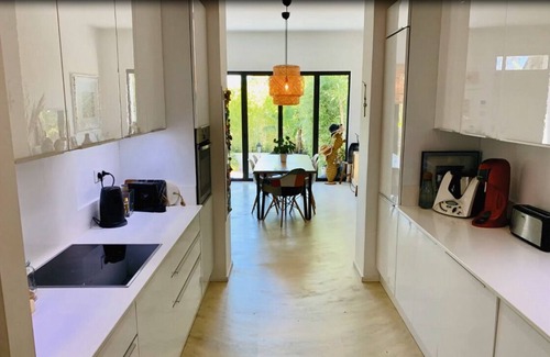 Mazargues House | House Marseille/4 bedrooms 8th floor/pool/easy beach access
