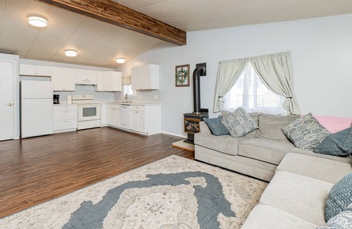 Blaine House | HOUSE NEAR BIRCH BAY WASHINGTON AND 5 MINUTES FROM CANADIAN BORDER
