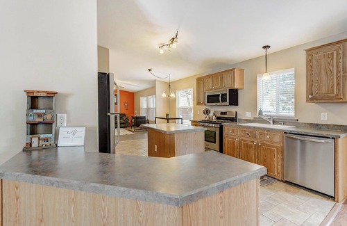 Buena Vista House | House near Hot Springs with HOT Tub! In Buena Vista, CO