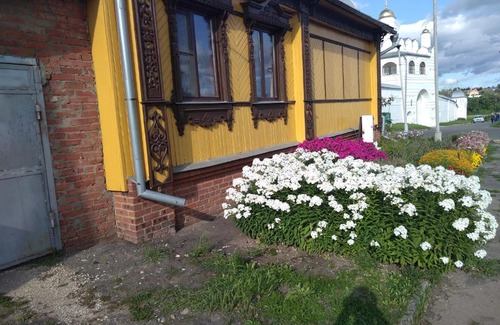Suzdal House | House near Monastery